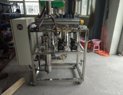 0.1㎡分子蒸餾實(shí)驗(yàn)機(jī)